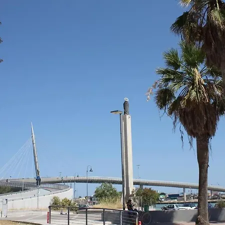 In The Center A Stone's Throw From The Sea *